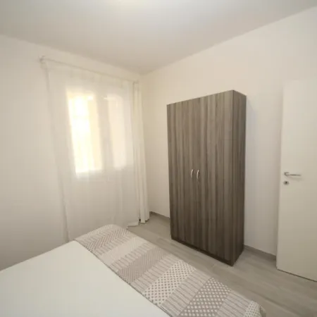 Manu 02 Apartman