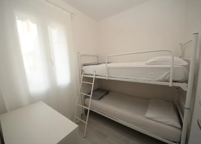 Manu 02 Daire Rosolina Mare
